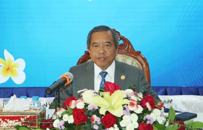 Bộ trưởng Công nghệ và Truyền thông Lào Boviengkham Vongdara thông tin về sự kiện tại họp báo. Ảnh: báo Pasaxon