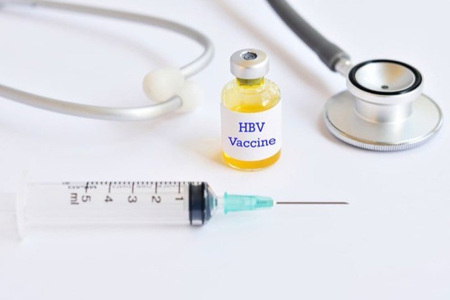 Nguyên nhân trẻ sơ sinh ở Vĩnh Phúc tử vong sau tiêm vaccine viêm gan B