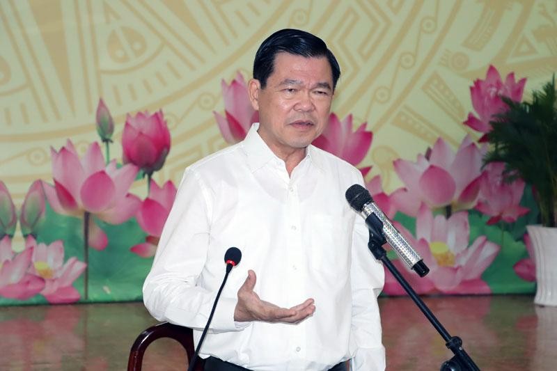 Bí thư Tỉnh ủy Đồng Nai Nguyễn Hồng Lĩnh phát biểu tại buổi đối thoại.