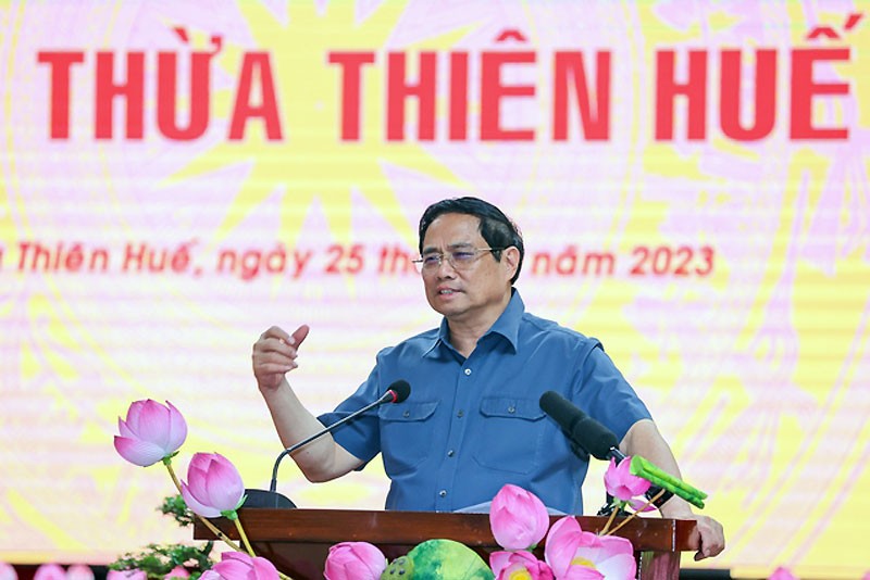 Thủ tướng Phạm Minh Chính phát biểu tại buổi làm việc với Ban Thường vụ Tỉnh ủy Thừa Thiên Huế. 