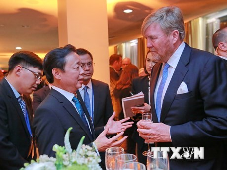Phó Thủ tướng Chính phủ Trần Hồng Hà gặp Nhà Vua Hà Lan Willem-Alexander Claus George Ferdinand. (Ảnh: Quang Huy/TTXVN)