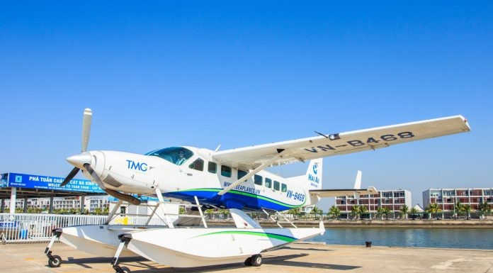 Tới đảo Cô Tô bằng thủy phi cơ từ Tuần Châu chỉ mất 35 phút. (Ảnh: seaplanes.vn)