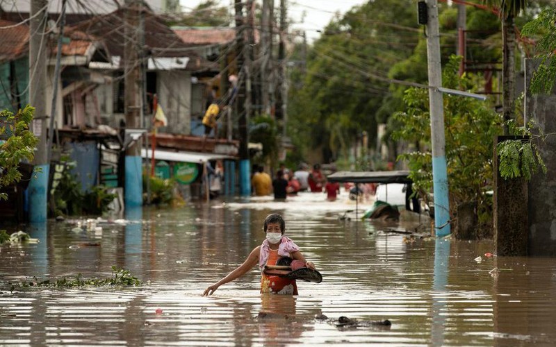 Bão Noru gây ngập lụt tại tỉnh Bulacan, Philippines. (Ảnh REUTERS)