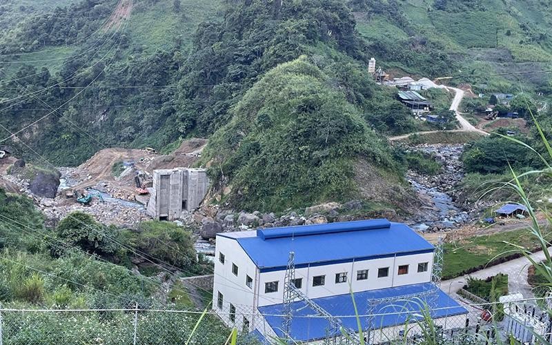 Nhà máy thủy điện Nậm Đích 1 và đập nhà máy thủy điện Nậm Đích 2 (xã Khun Há, huyện Tam Đường, tỉnh Lai Châu).