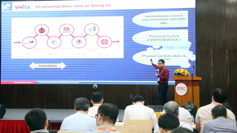 Đại biểu thông tin về an toàn thông tin mạng tại Diễn tập an toàn thông tin mạng Thành phố Hồ Chí Minh 2023.