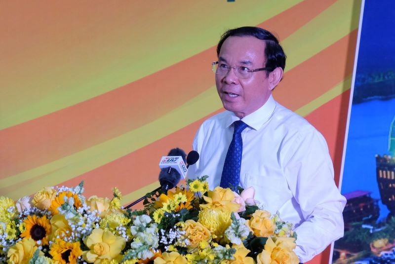 Đồng chí Nguyễn Văn Nên, Ủy viên Bộ Chính trị, Bí thư Thành ủy Thành phố Hồ Chí Minh phát biểu chỉ đạo hội nghị.