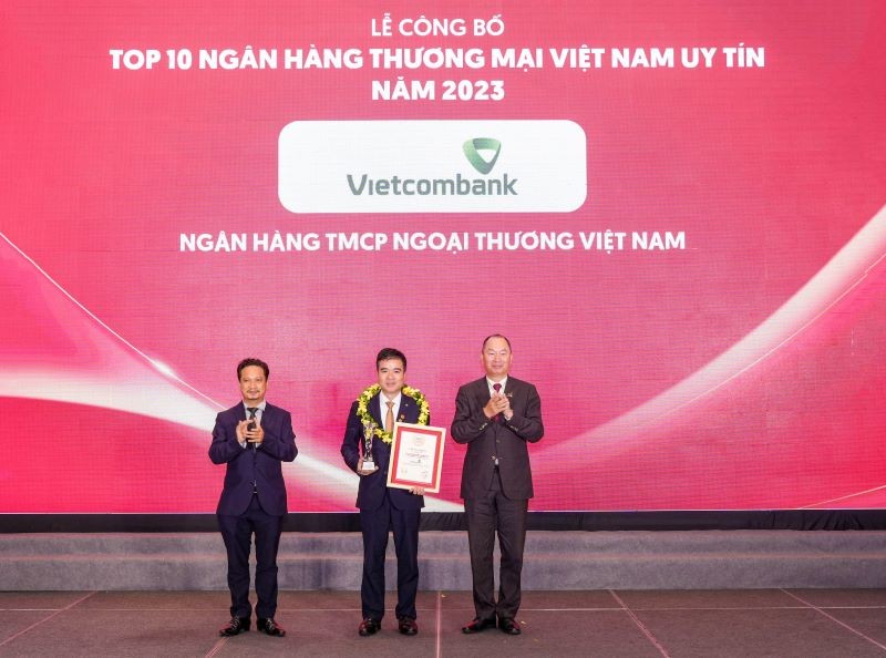 Vietcombank không ngừng đổi mới dịch vụ thẻ