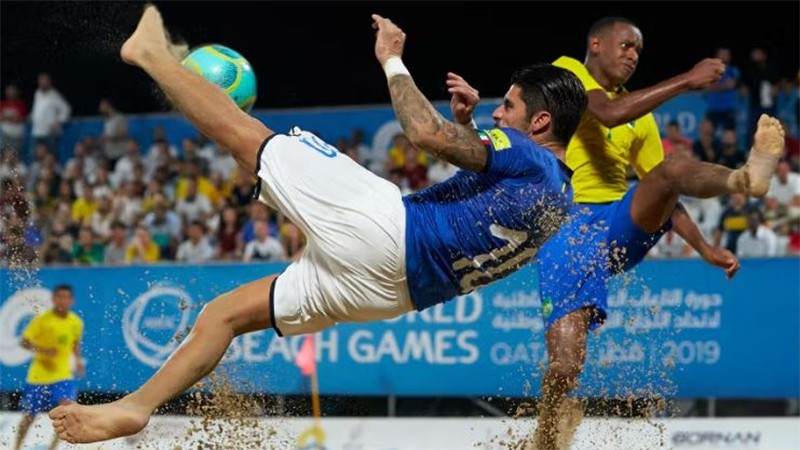 Môn bóng đá tranh tài tại Đại hội Thể thao bãi biển thế giới ở Doha năm 2019. (Ảnh: Getty Images)