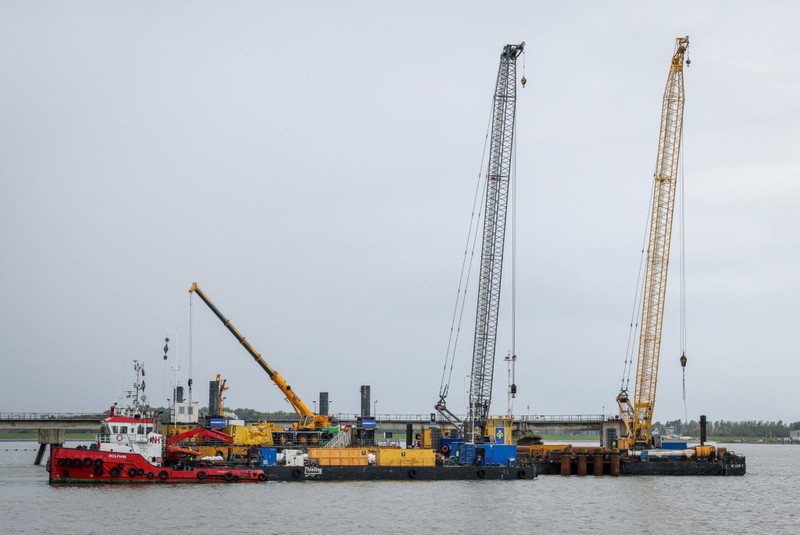 Trạm tiếp nhận LNG tại cảng Wilhelmshaven được kỳ vọng sẽ trở thành công cụ hữu hiệu giúp kinh tế Đức đứng vững trong khủng hoảng năng lượng. Ảnh: AFP/TTXVN