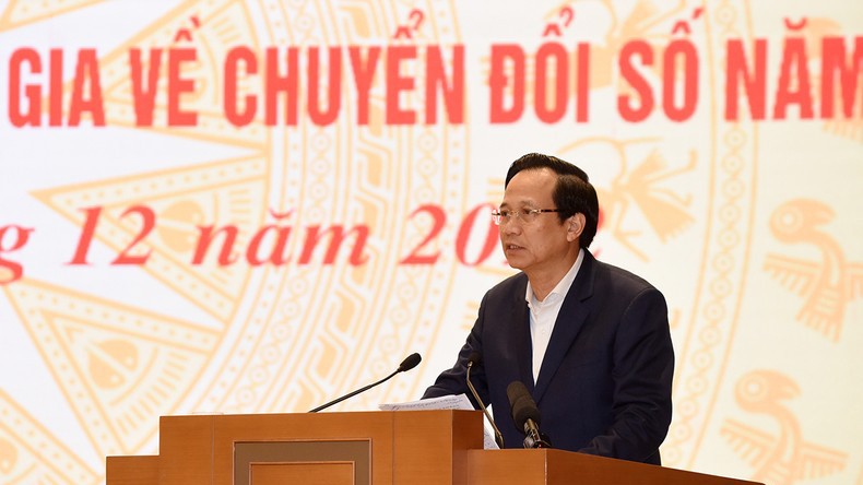 Bộ trưởng Đào Ngọc Dung phát biểu tại Hội nghị về Đề án 06 ngày 25/12. (Ảnh: Trần Hải).