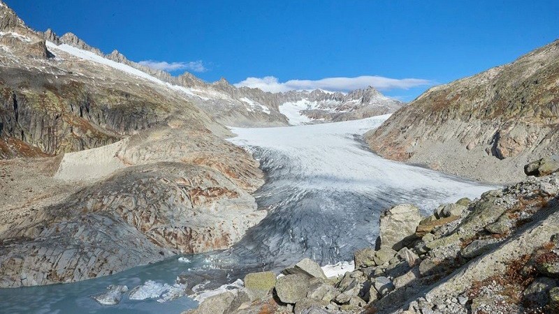 Sông băng Rhone ở Obergoms, Thụy Sĩ. (Ảnh: Reuters)