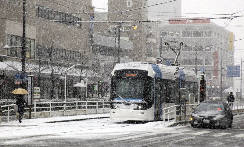 Tuyết rơi dày tại nhiều khu vực ở Nhật Bản.