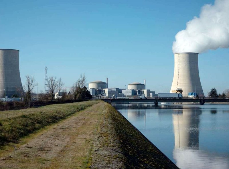 Nhà máy điện hạt nhân ở miền nam nước Pháp.