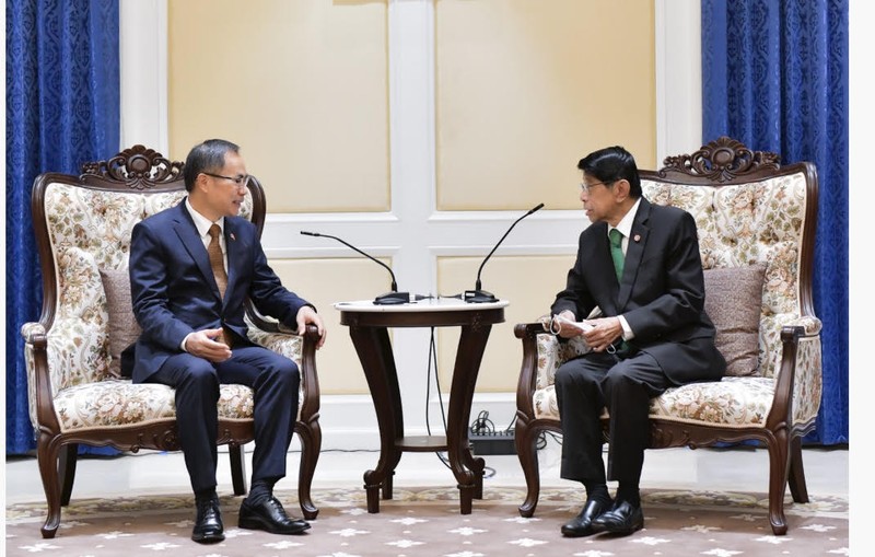 Phó Thủ tướng Thái Lan Wissanu Krea-ngam tiếp Đại sứ Việt Nam tại Thái Lan Phan Chí Thành.