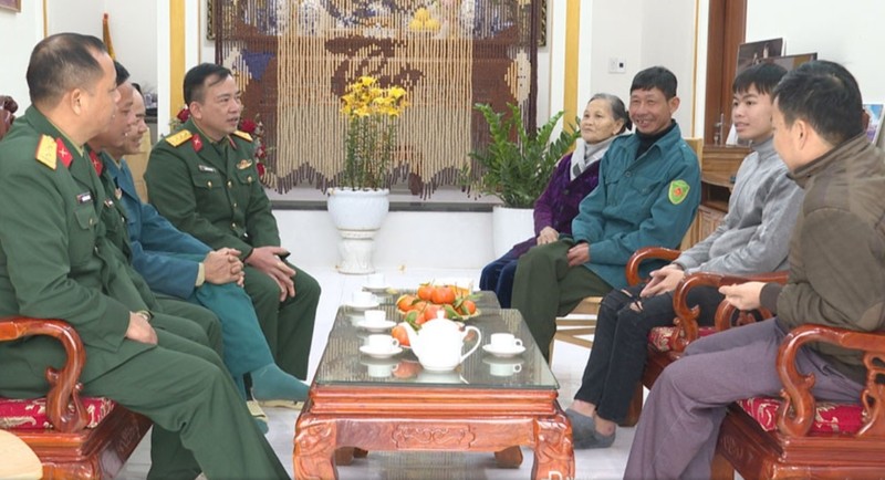 Các hoạt động thăm hỏi, động viên tân binh trên địa bàn tỉnh Thái Nguyên.