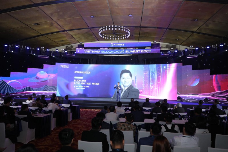 Phiên khai mạc Hội nghị thượng đỉnh Blockchain Việt Nam 2022.