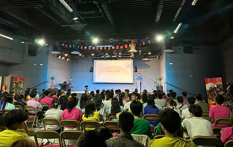 Trại hè Thanh niên Sinh viên Việt Nam tại châu Âu được tổ chức hàng năm nhằm tăng cường sự gắn kết cộng đồng thanh niên, sinh viên và kiều bào tại châu Âu. (Ảnh: KHẢI HOÀN)