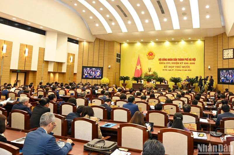 Quang cảnh kỳ họp thứ 10, Hội đồng nhân dân thành phố Hà Nội. 