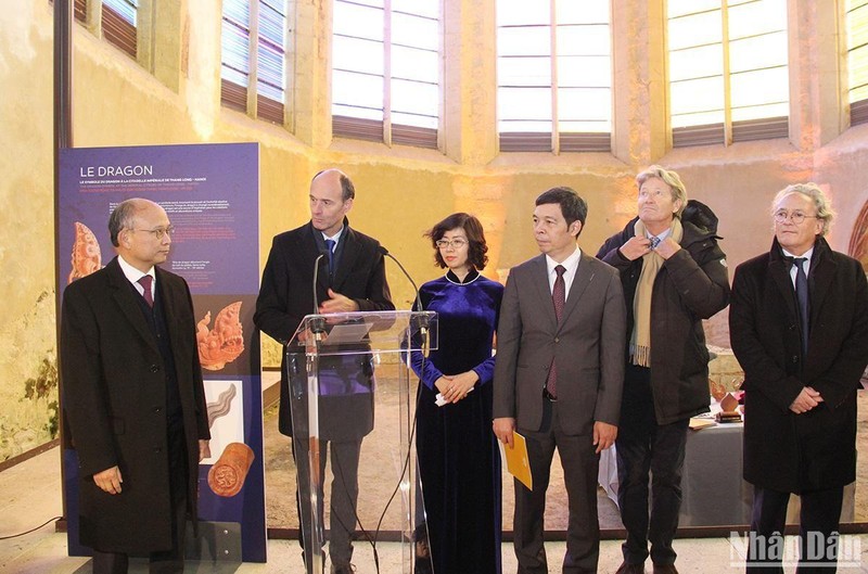 Thị trưởng Olivier Lavenka đánh giá cao sự hợp tác giữa Provins và Hà Nội để quảng bá những giá trị vô giá của 2 di sản có lịch sử nghìn năm được UNESCO công nhận. 