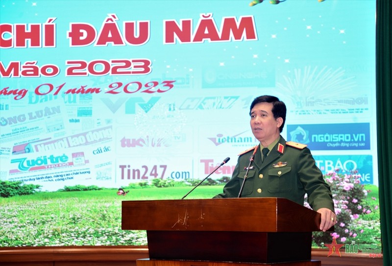 Thiếu tướng Nguyễn Văn Cường phát biểu tại buổi gặp mặt. (Ảnh: Báo Quân đội nhân dân)