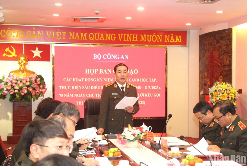 Thứ trưởng Công an, Thượng tướng Trần Quốc Tỏ phát biểu tại Hội nghị.