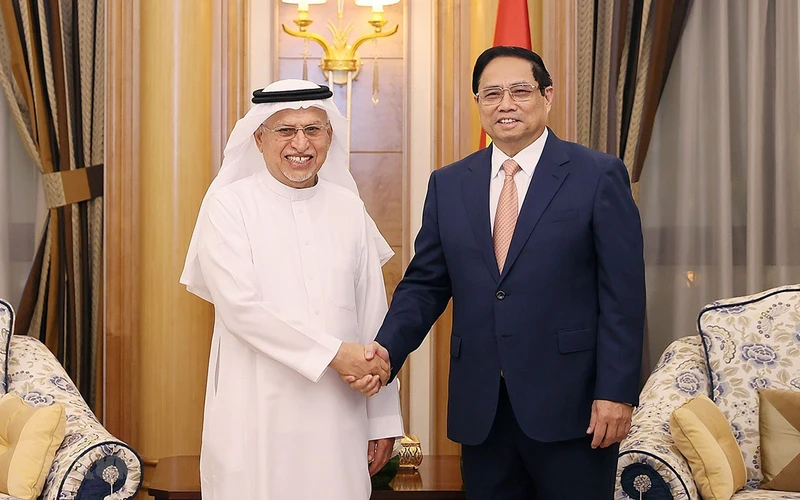 Thủ tướng Phạm Minh Chính tiếp ông Abdulrahman Al Zamil, Chủ tịch Tập đoàn Zamil và các lãnh đạo Công ty Đầu tư Công nghiệp Zamil. 