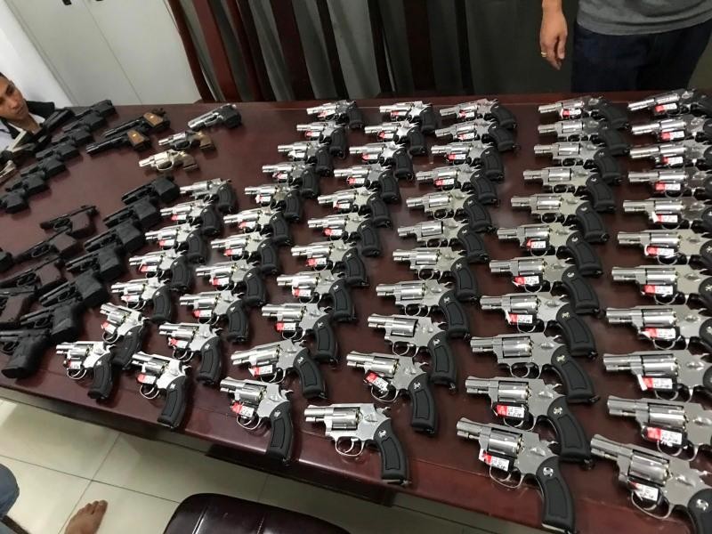 Số lượng súng Công an thu giữ của các đối tượng tại kho hàng ở thành phố Nha Trang, tỉnh Khánh Hòa. 