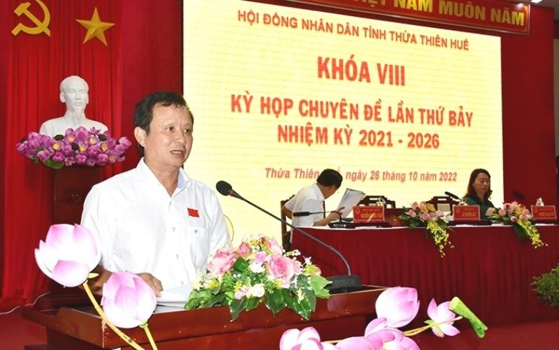 Bí thư Tỉnh ủy, Chủ tịch HĐND tỉnh Lê Trường Lưu phát biểu khai mạc kỳ họp.