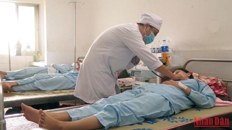 Nhiều ca sốt xuất huyết nhập viện điều trị tại Khoa nhiễm Bệnh viện Đa khoa tỉnh Phú Yên. 