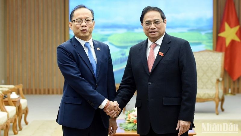 Thủ tướng Phạm Minh Chính tiếp Đại sứ Vương quốc Campuchia Chay Navuth. (Ảnh: Trần Hải)