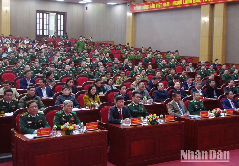 Các đại biểu dự lễ kỷ niệm 60 năm Ngày truyền thống Bộ đội Biên phòng tỉnh Sơn La.