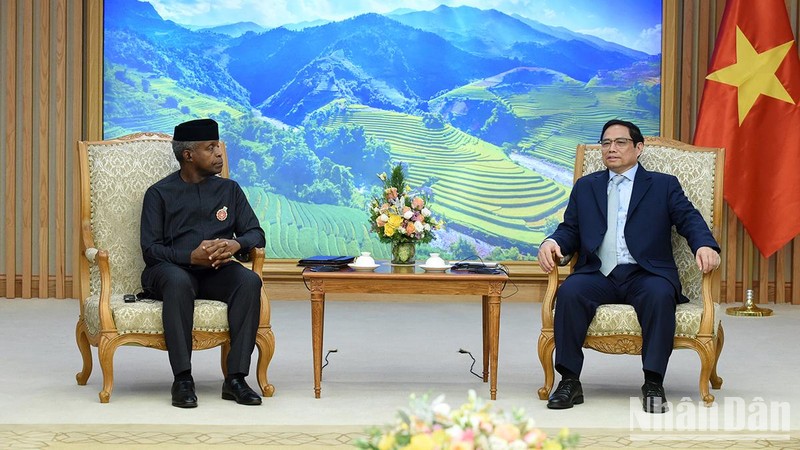 Thủ tướng Phạm Minh Chính tiếp Phó Tổng thống Nigeria Yemi Osinbajo. 