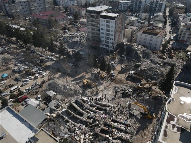Cảnh đổ nát sau trận động đất tại Adiyaman, Thổ Nhĩ Kỳ, ngày 23/2/2023. (Ảnh: THX/TTXVN)