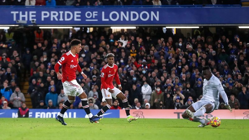 Jadon Sancho ghi bàn thắng mở tỉ số trong trận đấu vòng 13 mùa giải 2021-2022 với Chelsea ngày 28/11/2021. (Ảnh: Premier League)
