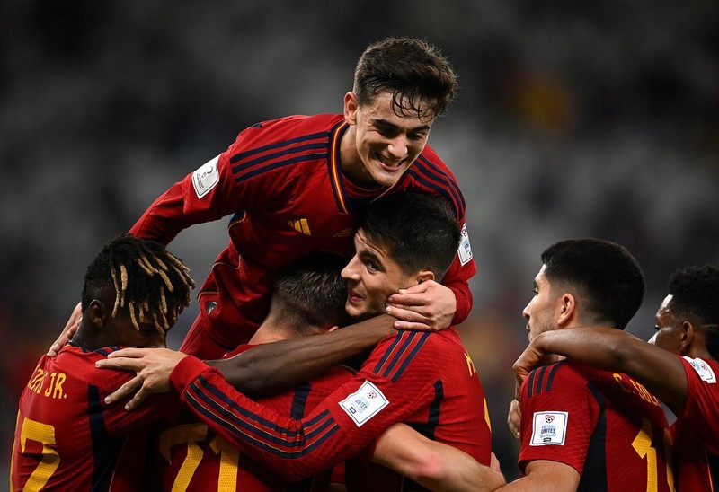 Đội tuyển Tây Ban Nha thắng tưng bừng ngày ra quân. (Ảnh: Getty Images)
