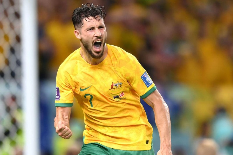 Tiền vệ Mathew Leckie ghi bàn thắng duy nhất đưa Australia vào vòng 1/8 World Cup 2022. (Ảnh: FIFA)