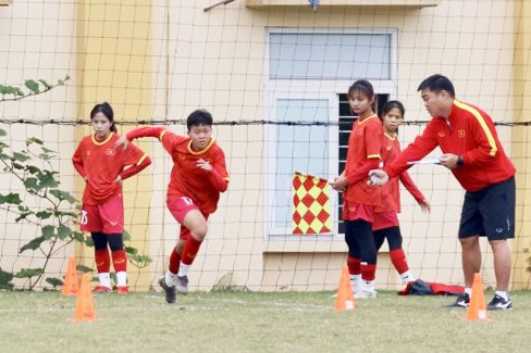 Các tuyển thủ U20 nữ Việt Nam hướng tới giải đấu đầu tiên trong năm 2023. (Ảnh: VFF)