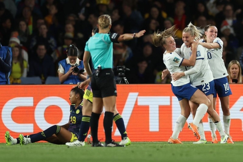 Đội tuyển nữ Anh hẹn gặp Australia tại bán kết