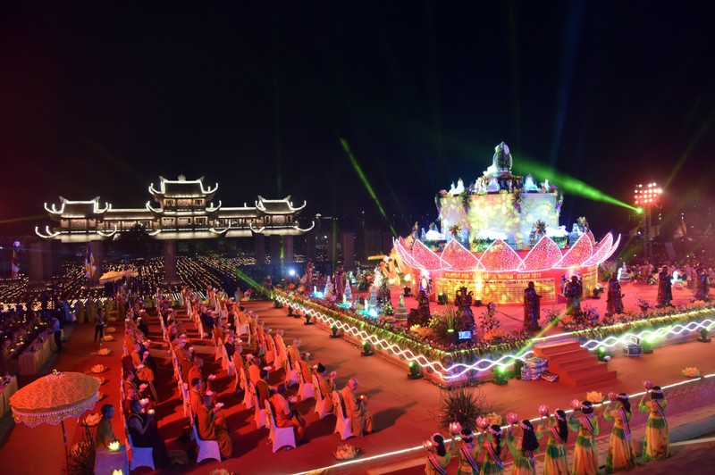 Đại lễ Phật đản Veska 2019 tại chùa Tam Chúc, Hà Nam. Ảnh: Duy Linh