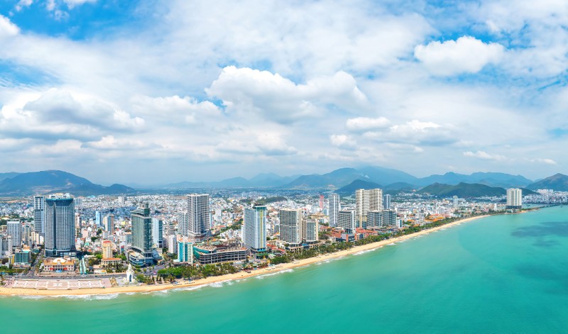 Thành phố Nha Trang được quy hoạch thành đô thị du lịch biển quốc gia và quốc tế. Ảnh: VƯƠNG MẠNH CƯỜNG