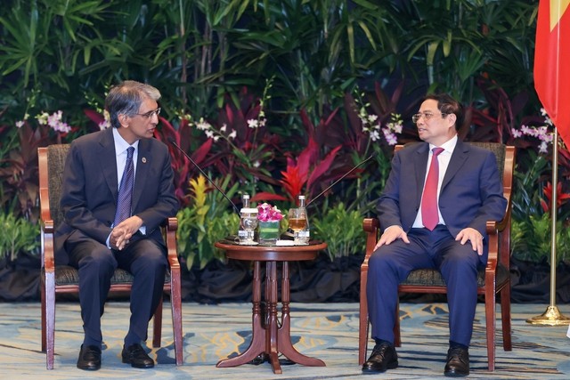 Thủ tướng Phạm Minh Chính tiếp ông Dilhan Pillay Sandrasegara, Tổng Giám đốc kiêm CEO của Tập đoàn Temasek.