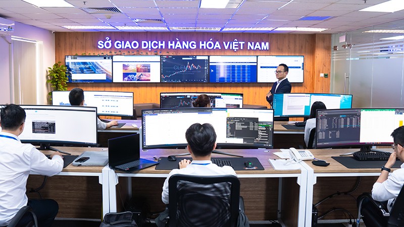 Khối lượng giao dịch hàng hóa tại Việt Nam tăng 6%