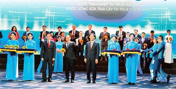 5 nhóm sản phẩm của Tập đoàn TH được vinh danh đạt Thương hiệu quốc gia Việt Nam năm 2022. 