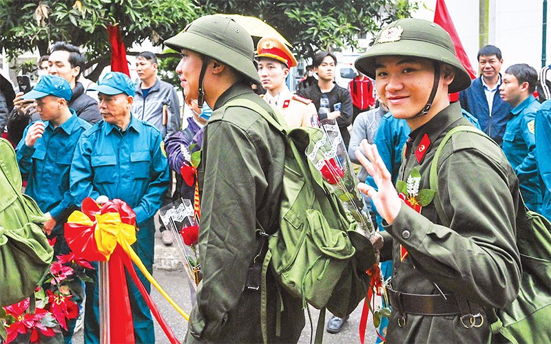 Thanh niên Thủ đô nô nức lên đường thực hiện nghĩa vụ quân sự 