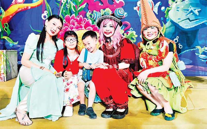 Với nhiều vở diễn chất lượng, các sân khấu kịch tại thành phố thu hút nhiều khán giả dịp Tết Nguyên đán vừa qua. 
