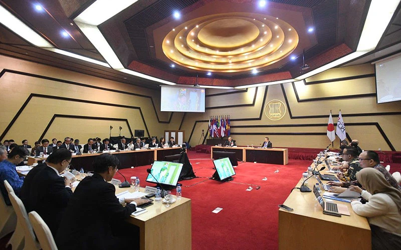 Cuộc đối thoại giữa Tổng Thư ký ASEAN và FJCCIA. (Ảnh ASEAN.ORG)