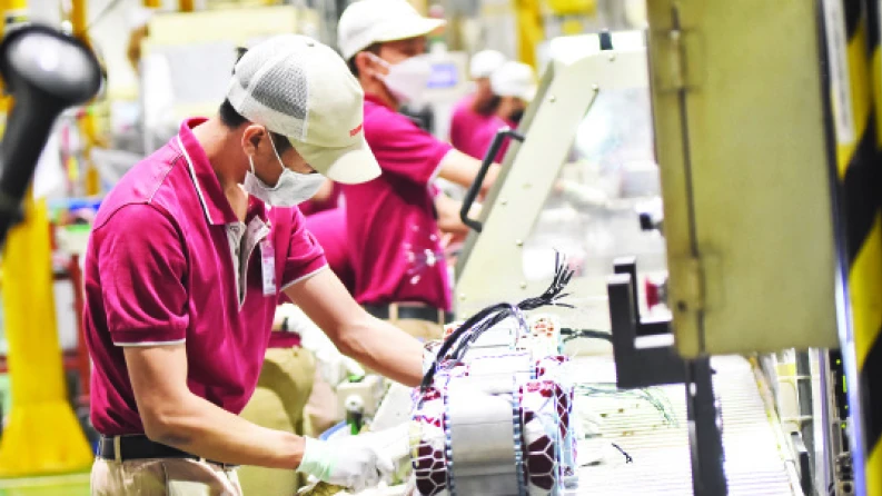 Sản xuất tại một doanh nghiệp có vốn đầu tư Nhật Bản ở tỉnh Đồng Nai. 