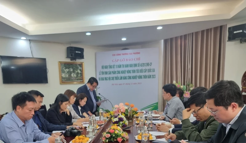 Phó Cục trưởng Cục Công thương địa phương Dương Quốc Trịnh thông tin về chuỗi sự kiện.