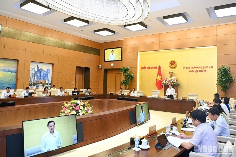 Quang cảnh phiên họp Ủy ban Thường vụ Quốc hội sáng 13/9. (Ảnh: DUY LINH)