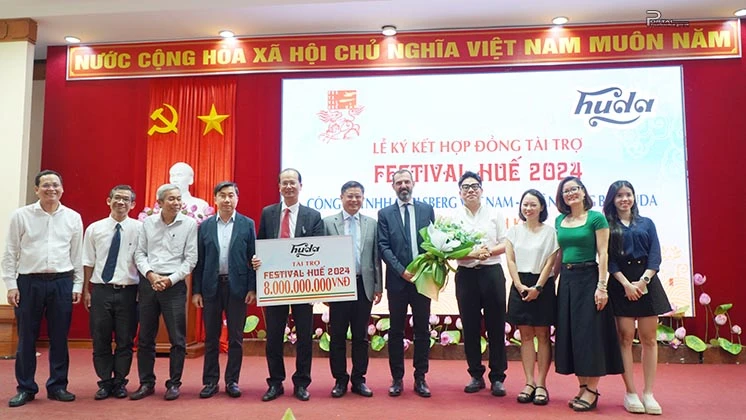 Công ty TNHH Bia Carlsberg Việt Nam - Nhãn hàng bia Huda là nhà tài trợ bạch kim cho Festival Huế 2024.